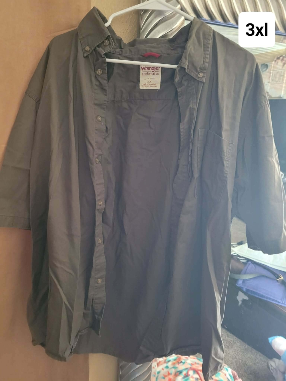 Wrangler Men's Short Sleeve Shirt Jacket in Charcoal